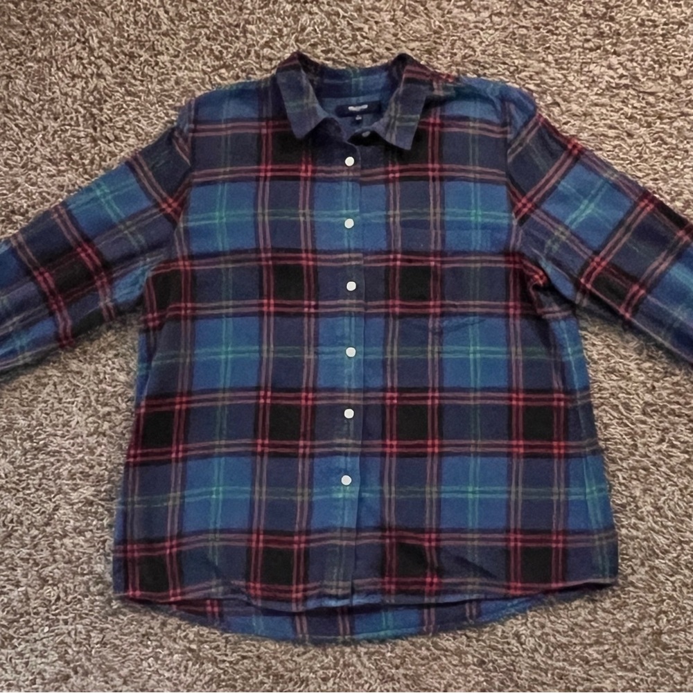 Madewell 
Women’s 
Large 
Red, Blue, Green Plaid 
Flannel 
Long sleeve shirt - Picture 4 of 9